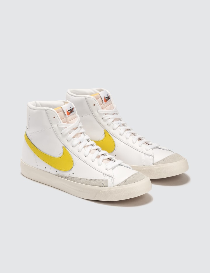 Nike Blazer Mid '77 VNTG Placeholder Image