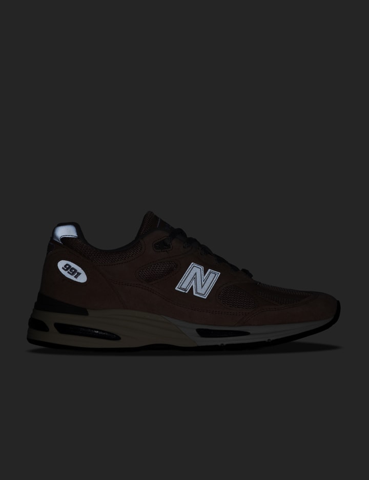New Balance Made In UK 991v2