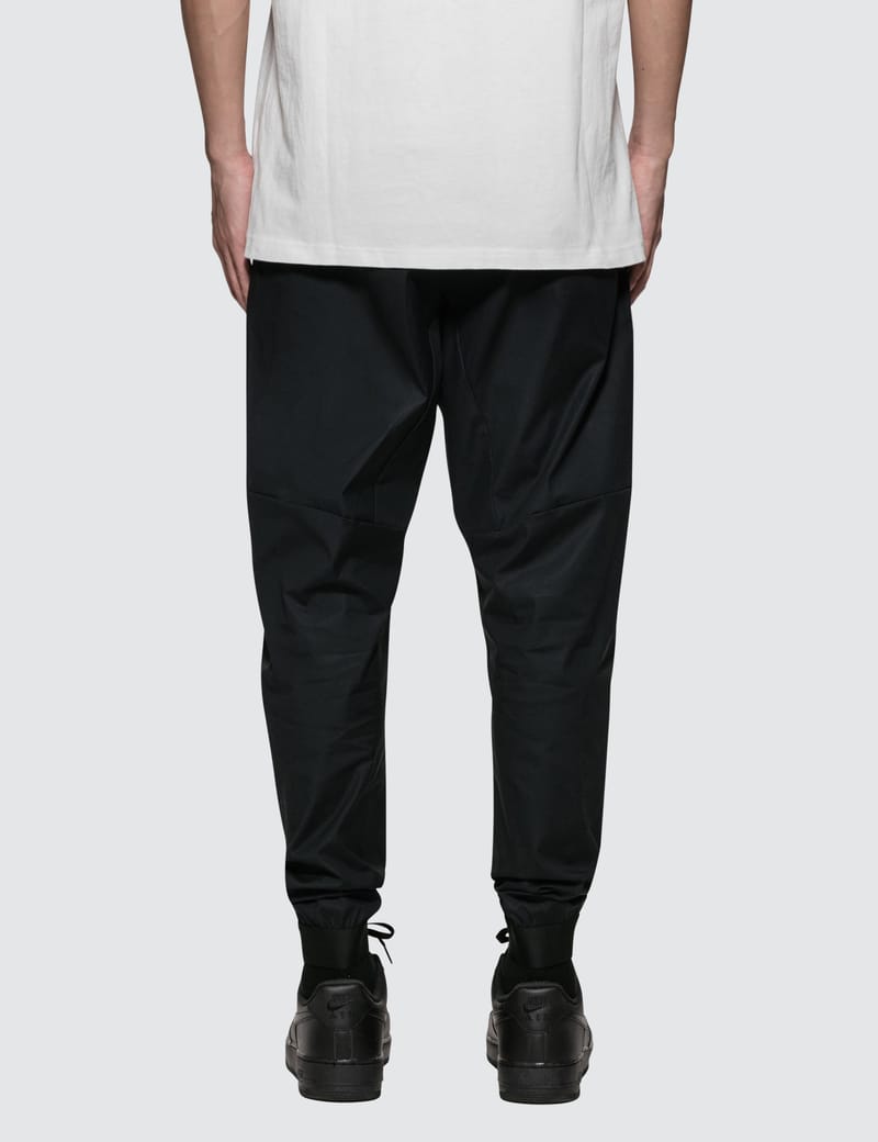 nike bonded woven jogger