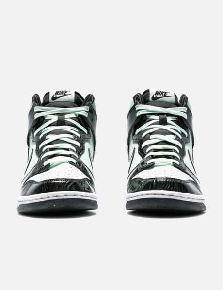Dunk High SE All-Star (2021) view 7
