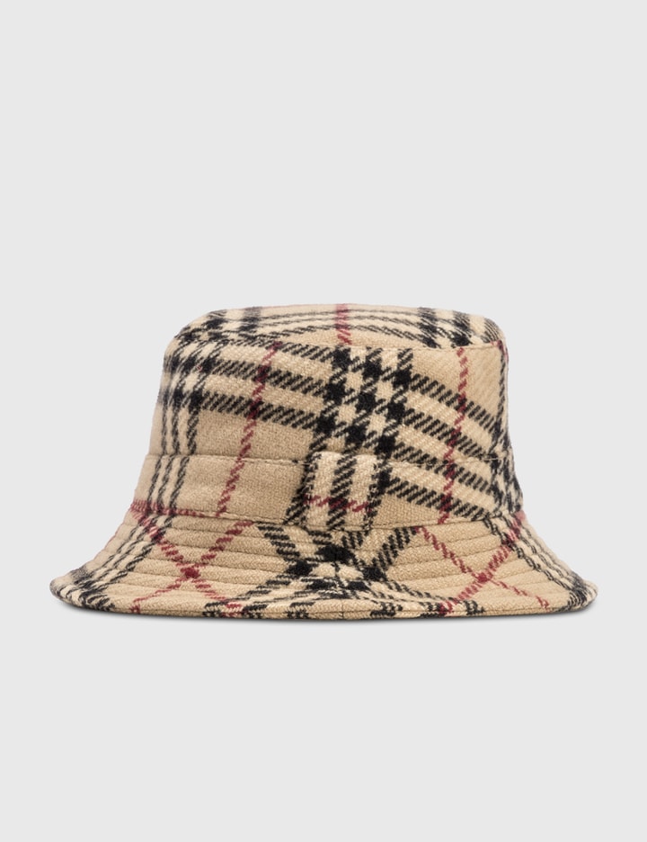 BURBERRY CHECKED BUCKET HAT Placeholder Image