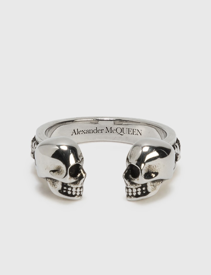 Skull Ring in Silver - Alexander Mc Queen
