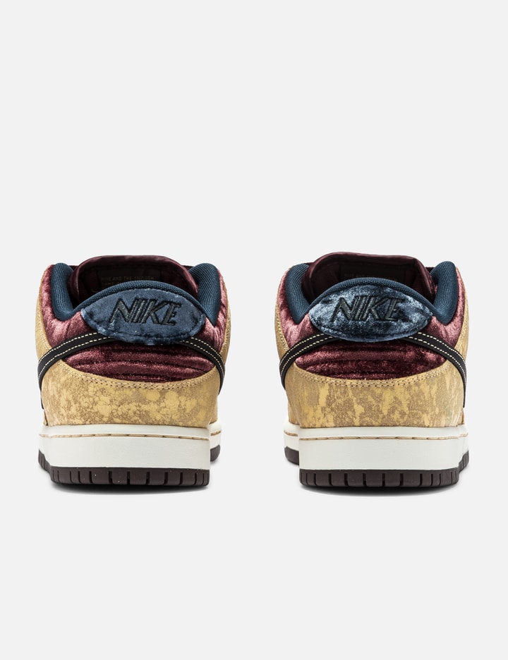 NIKE SB DUNK LOW PRO Placeholder Image