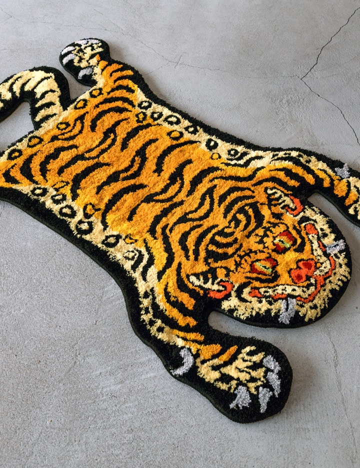 lv tiger rug
