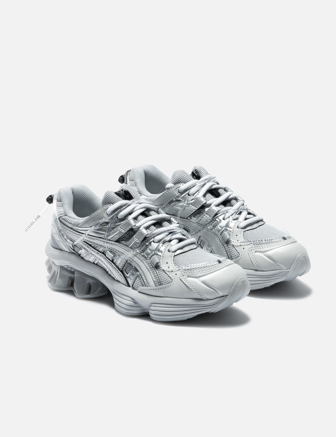 YOASOBI X ASICS Gel-Finetic Fluent Y view 12