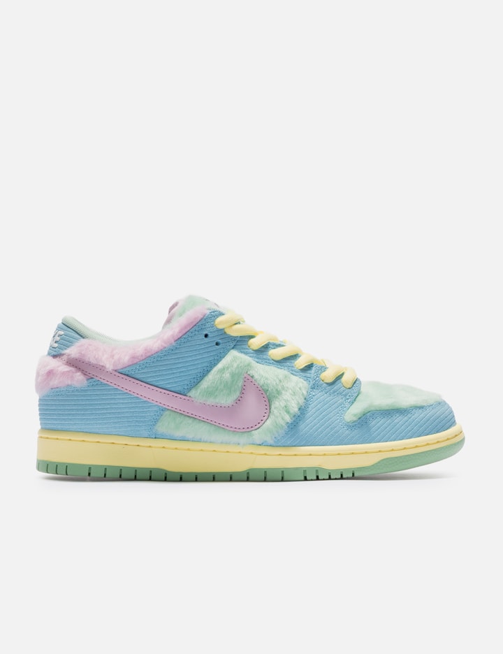 Nike SB Verdy Dunk Low Pro Sneakers