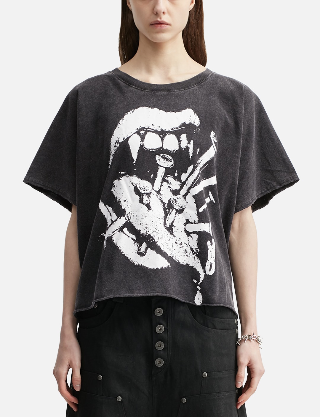 "Noa" Liar T-Shirt In Black view 18