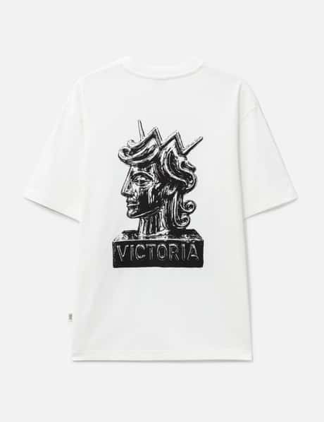 Queenhead Statue Short Sleeves T-Shirt view 6