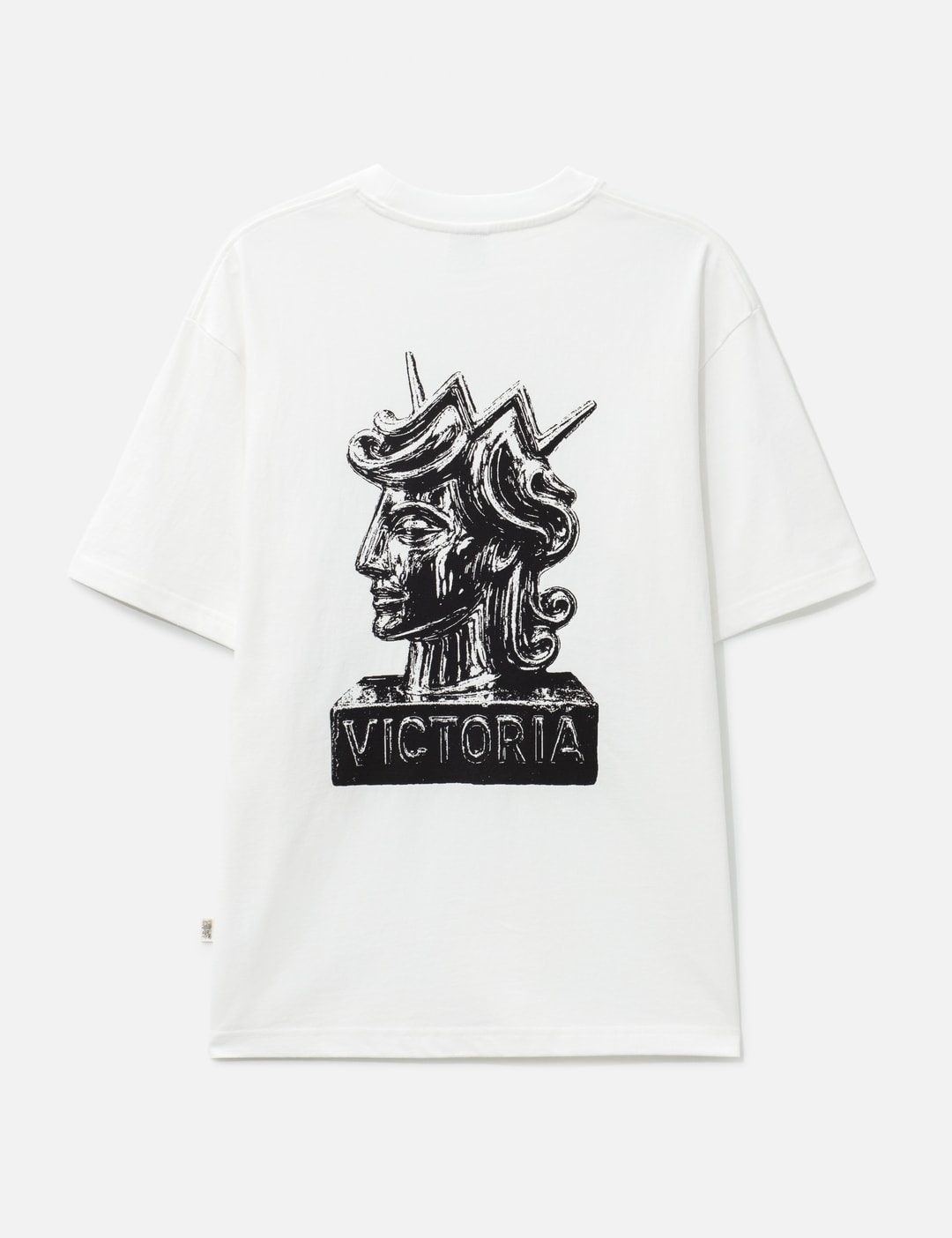 Queenhead Statue Short Sleeves T-Shirt view 7
