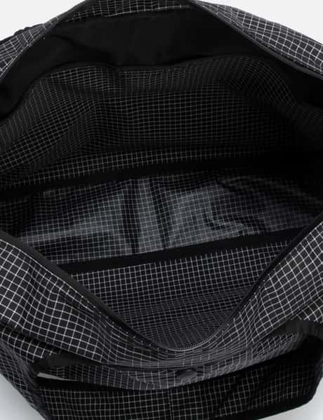 Shell Tote (B-grid) view 15