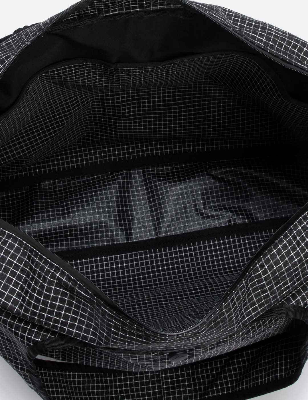 Shell Tote (B-grid) view 16