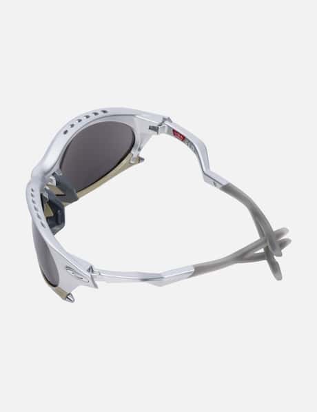 Piet Piet x Oakley Plantaris - 有機的フォルムとPrizm™レンズ搭載の 