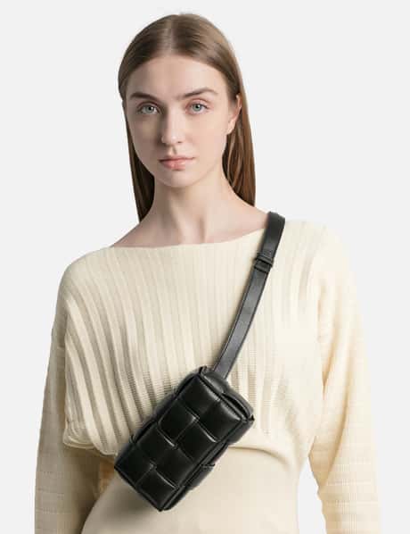 Bottega Veneta - パデッド テック カセット ベルトバッグ | HBX 