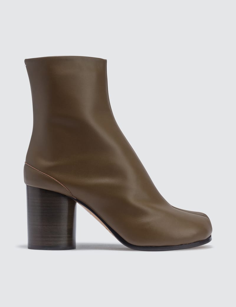 maison margiela tabi calfskin boots