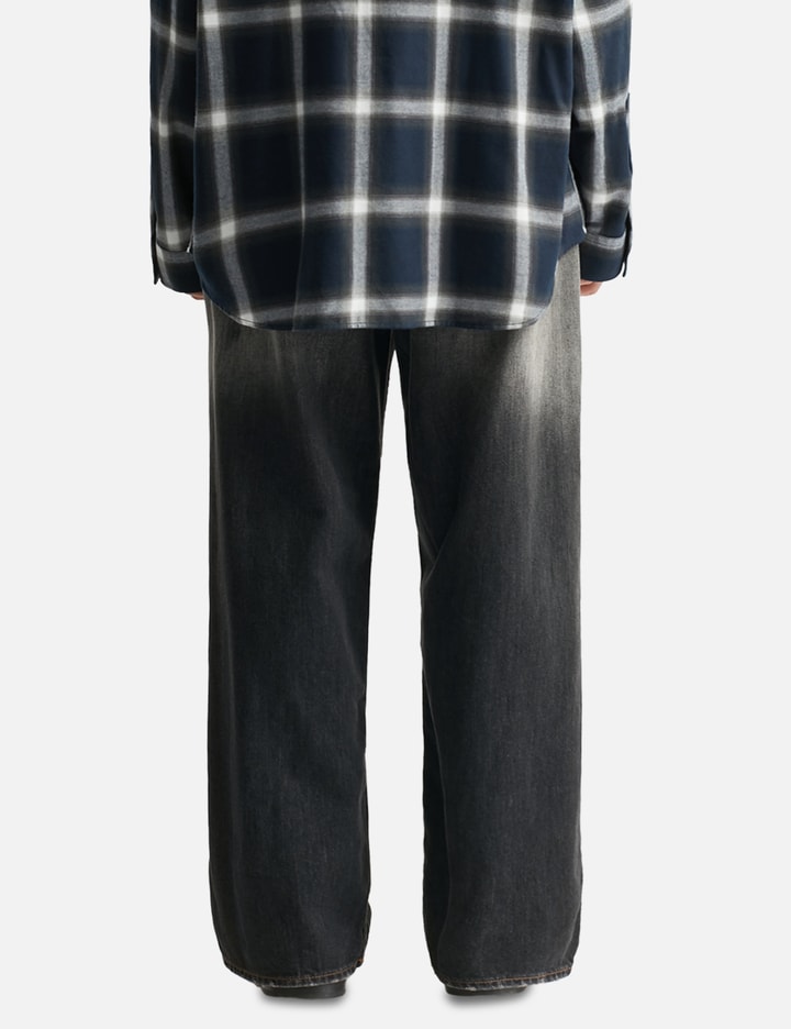 Loose Fit Jeans 1981 Placeholder Image