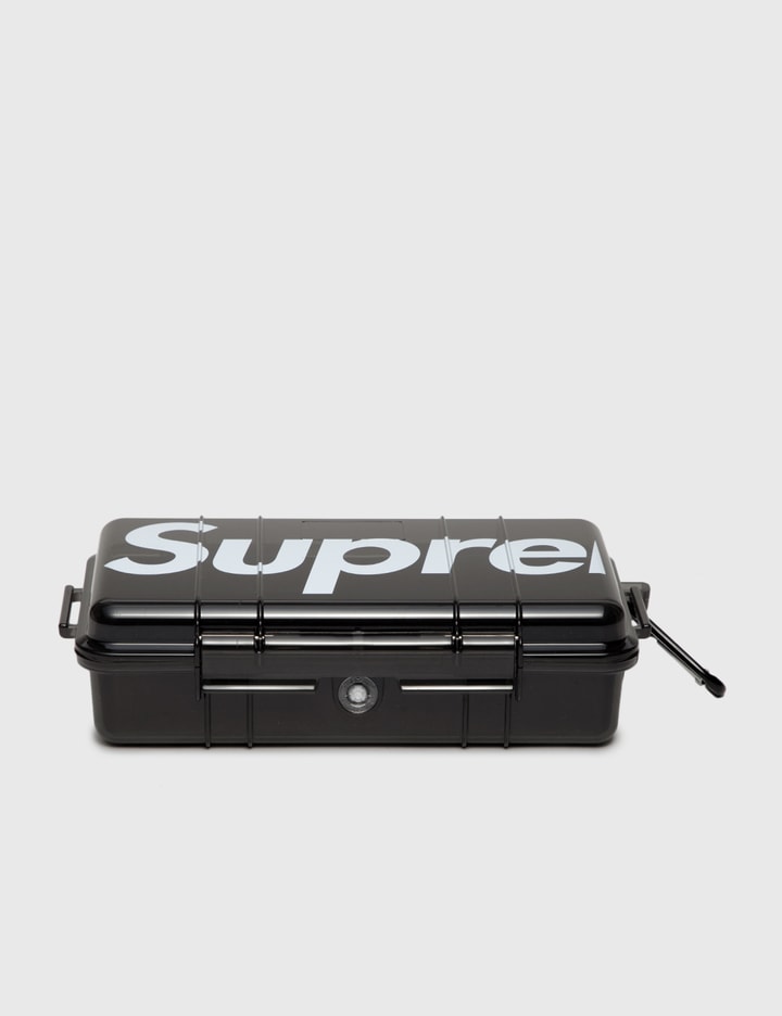 SUPREME PELICAN 1060 LUNCHBOX Placeholder Image