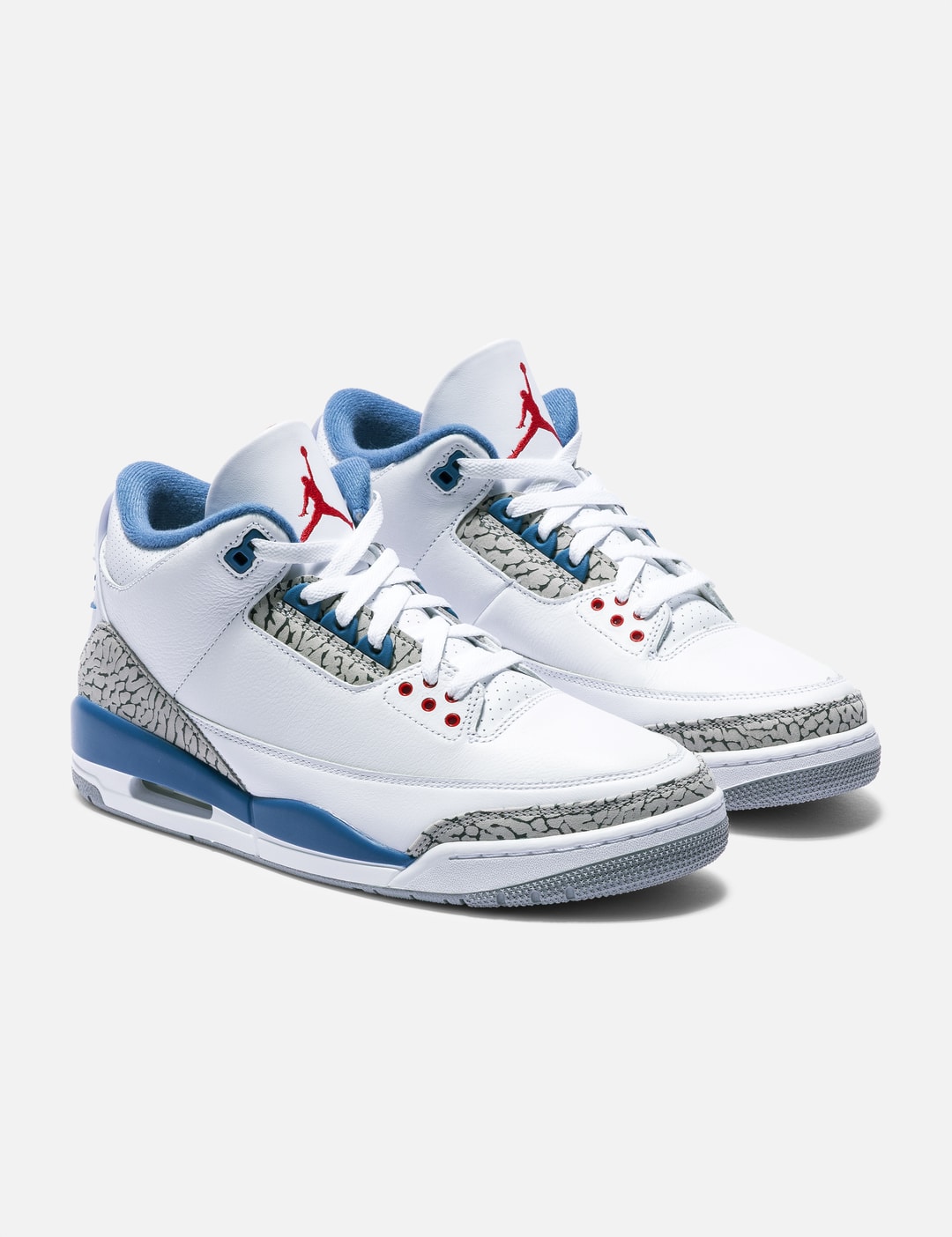 Air Jordan 3 Retro view 12
