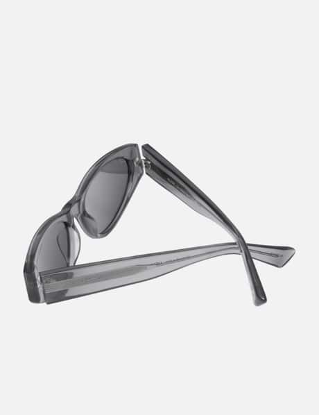 Blade view 8
