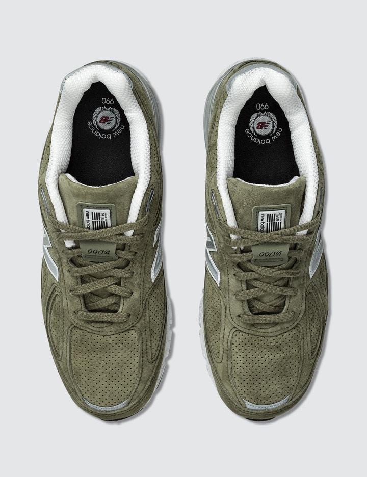 Running 990v4 Placeholder Image