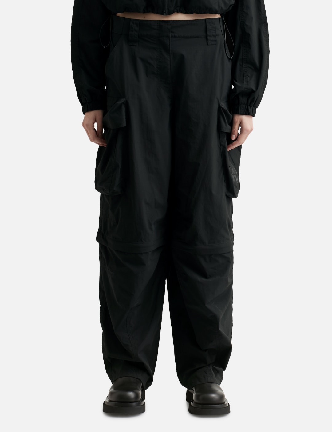 BIG POCKET KNEE ZIP CARGO PANTS view 8