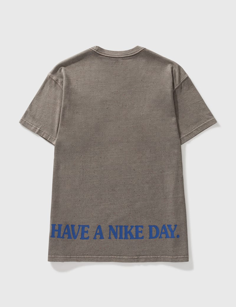 nike sportswear have a nice day shorts