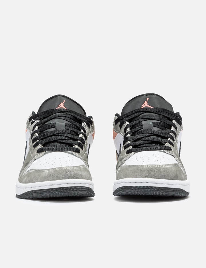 AIR JORDAN 1 LOW SE Placeholder Image