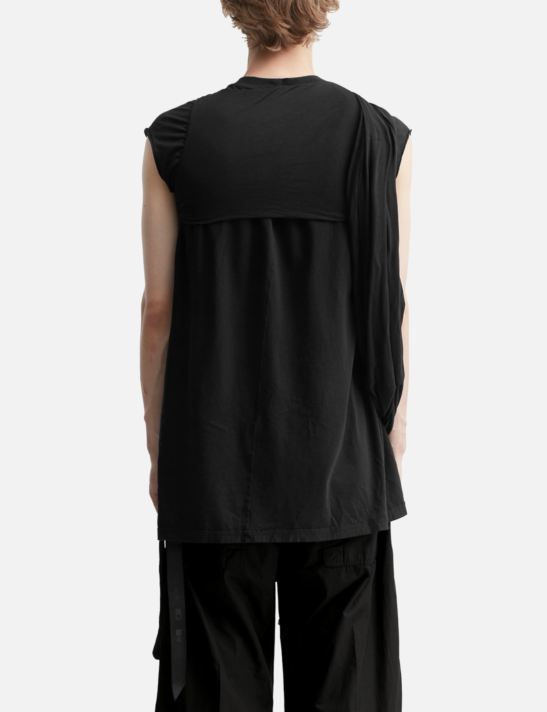 Harness Tank view 13