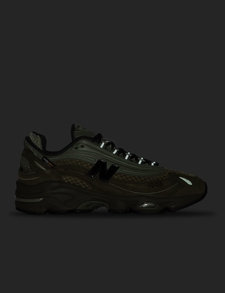 New Balance M1000 In Green