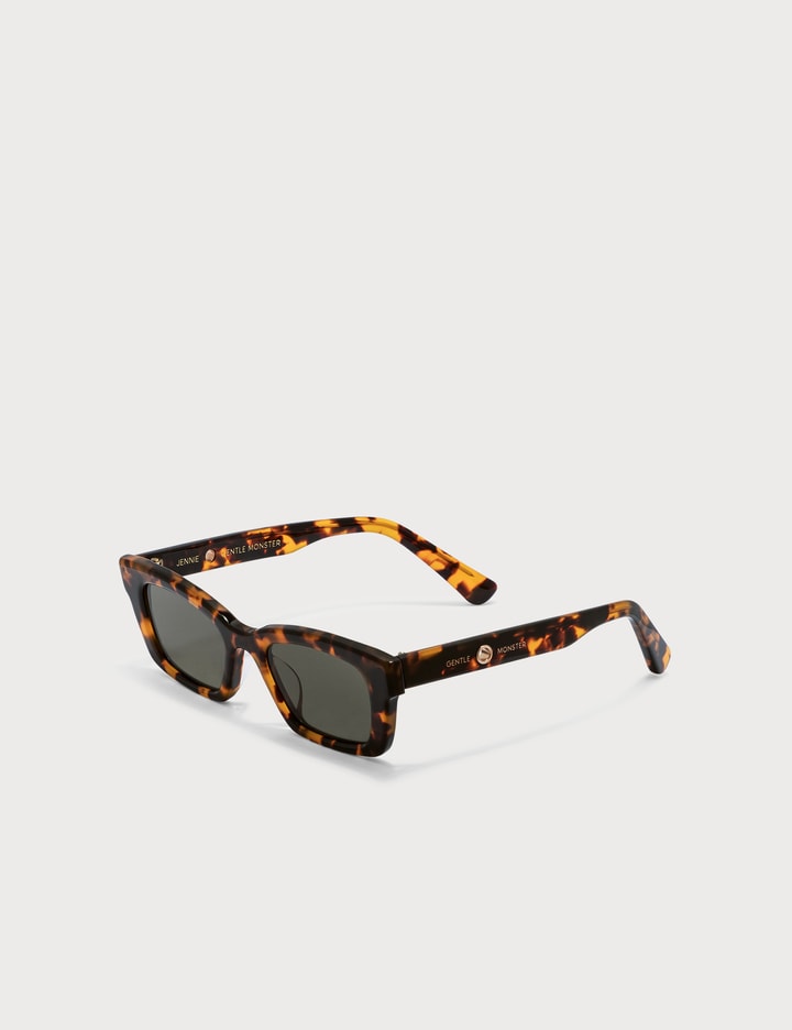 Gentle Monster x Jennie 1996-033 Sunglasses Placeholder Image
