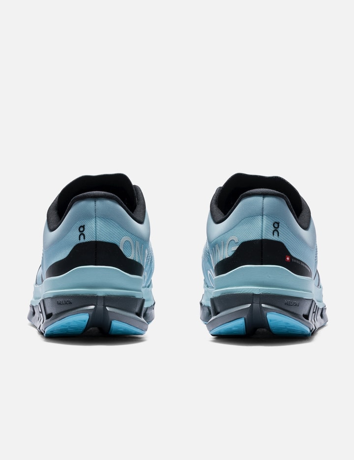 On Cloudflow 5 In Blue