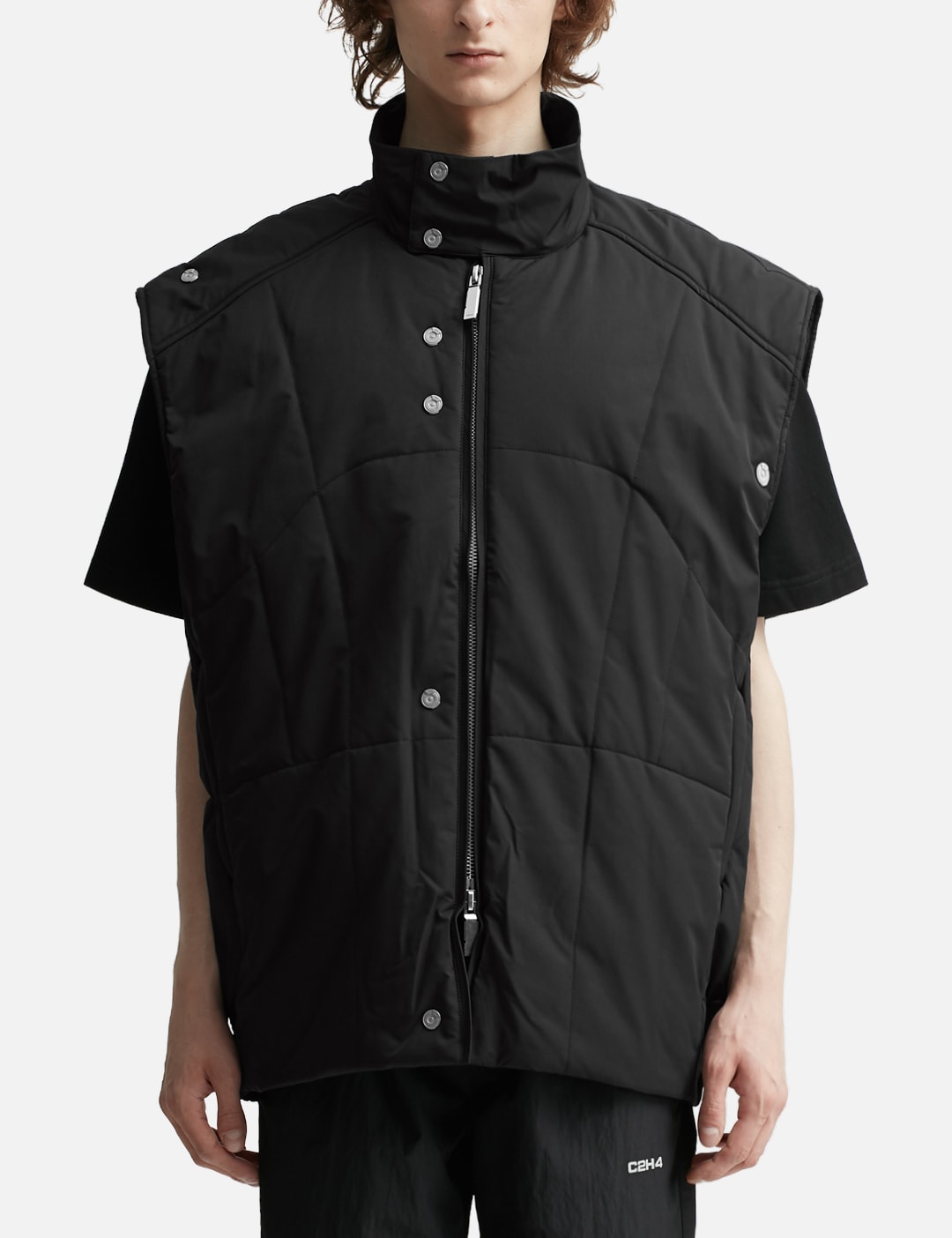 004 - Oversizing Asteroid Padded Vest view 13