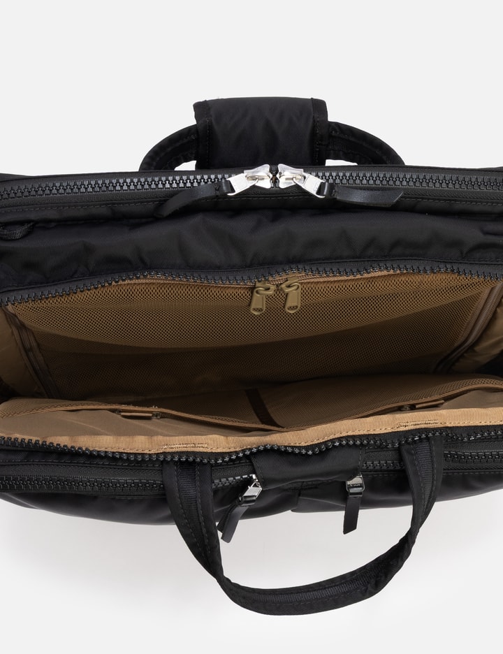Trvr Staple Travel Brief L