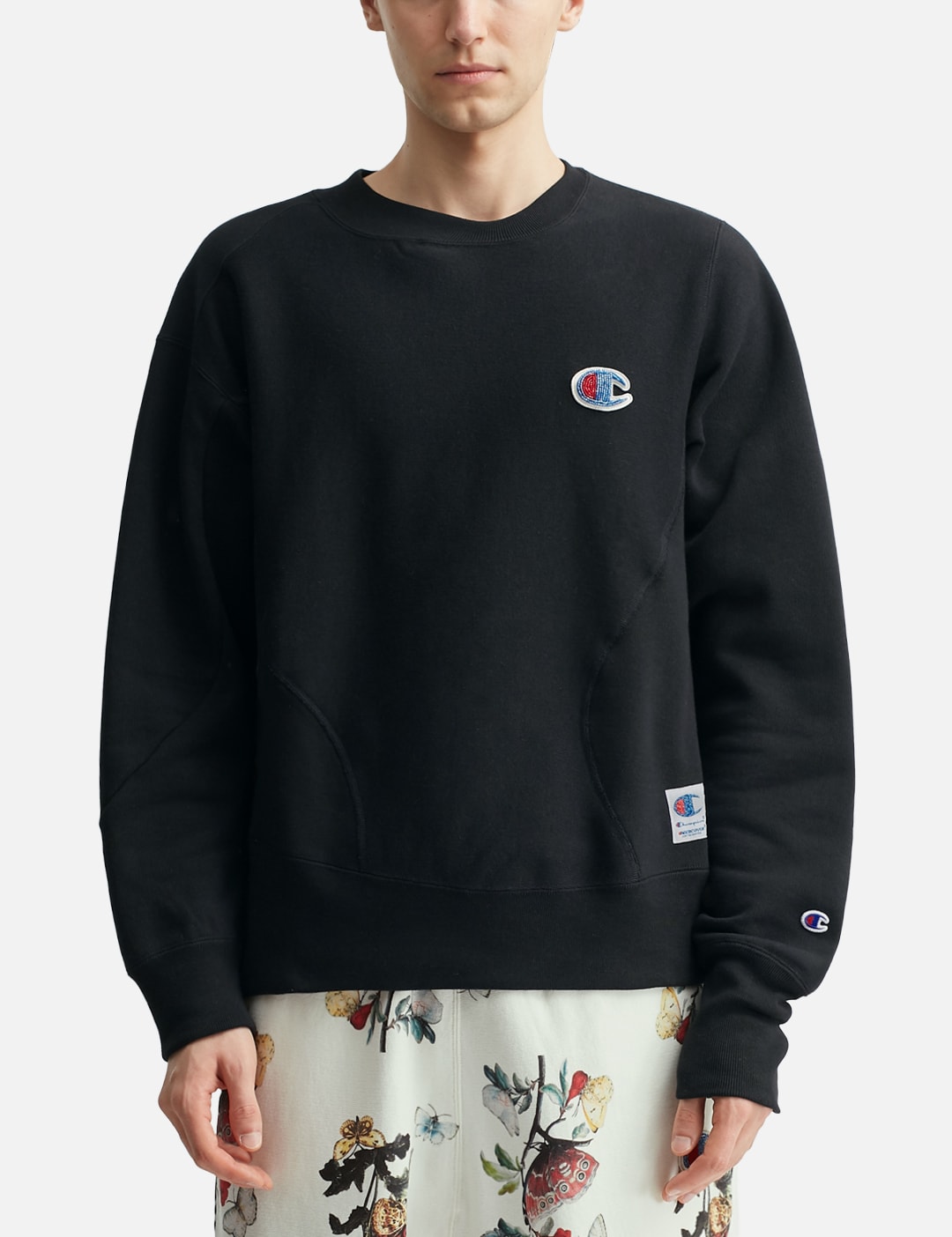 X Champion UC2E1801-1 Curved Sweatshirt view 18