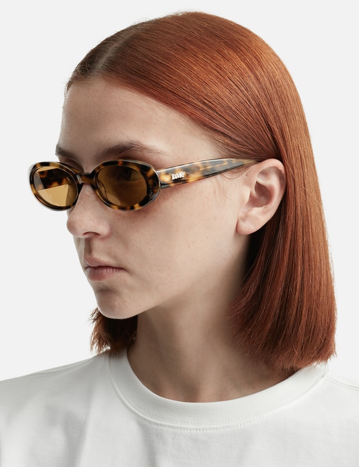 Valentina Sunglasses Placeholder Image