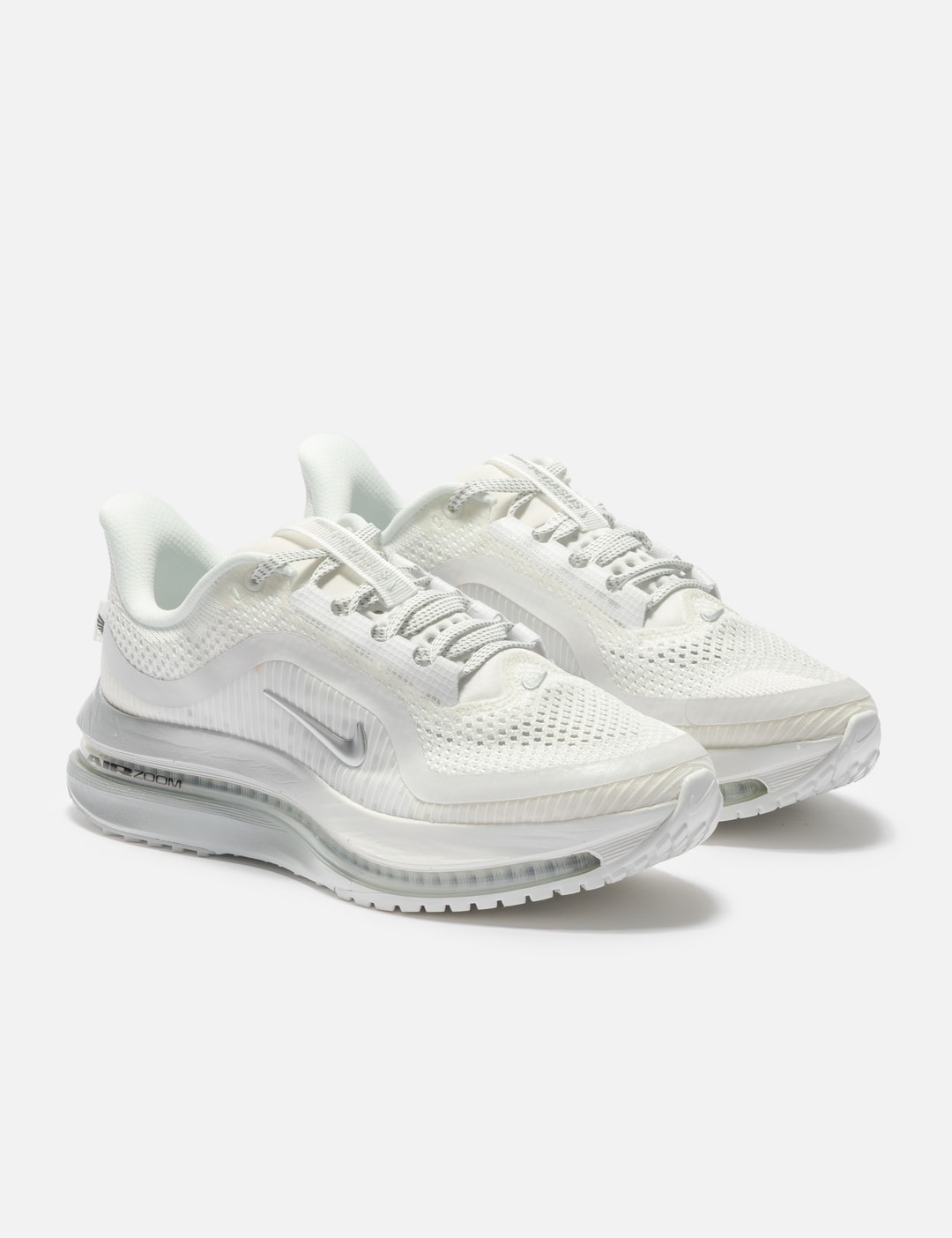 Pegasus Premium view 15