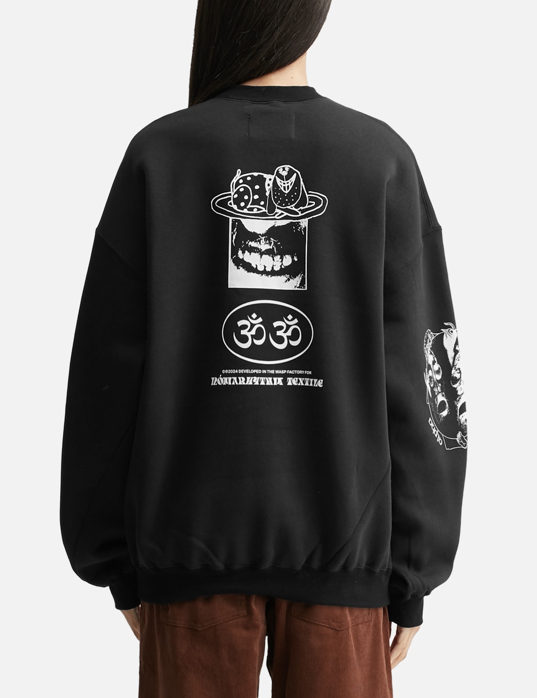 ED Twist Sweat view 15