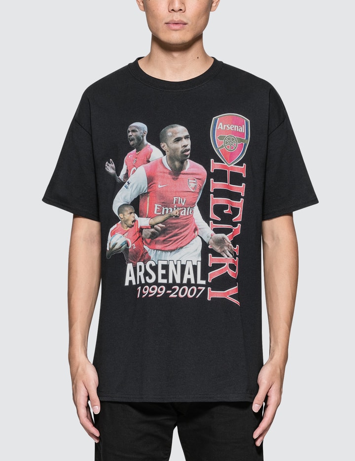 Henry T-Shirt Placeholder Image