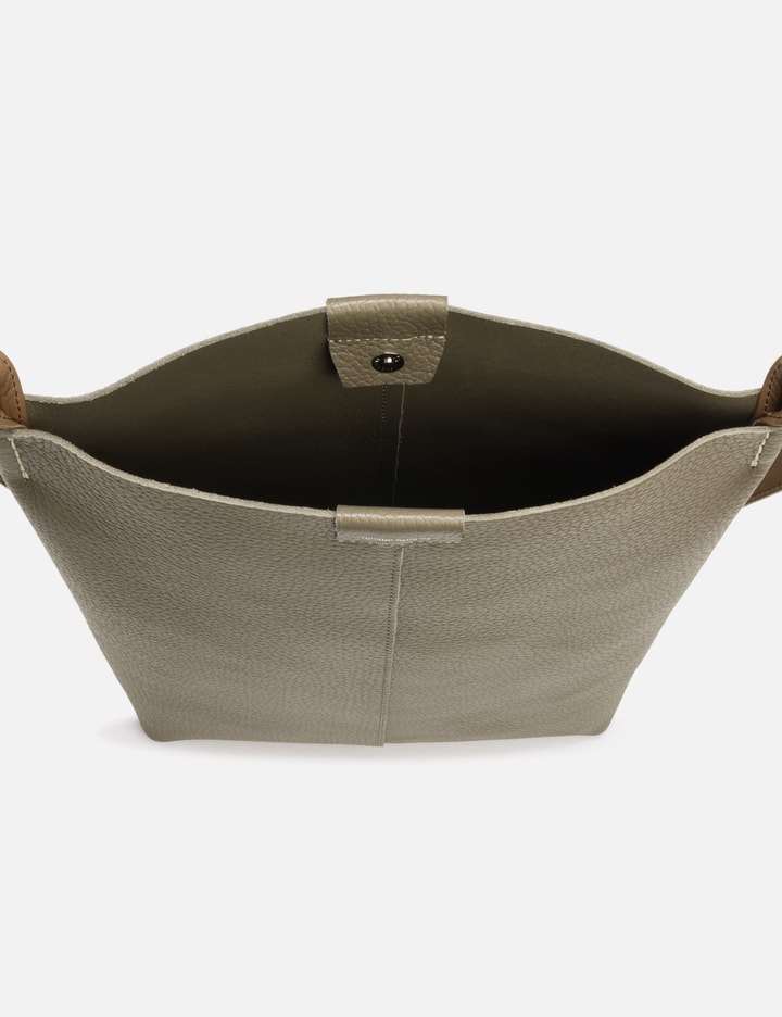 Piano Shoulder Big Placeholder Image