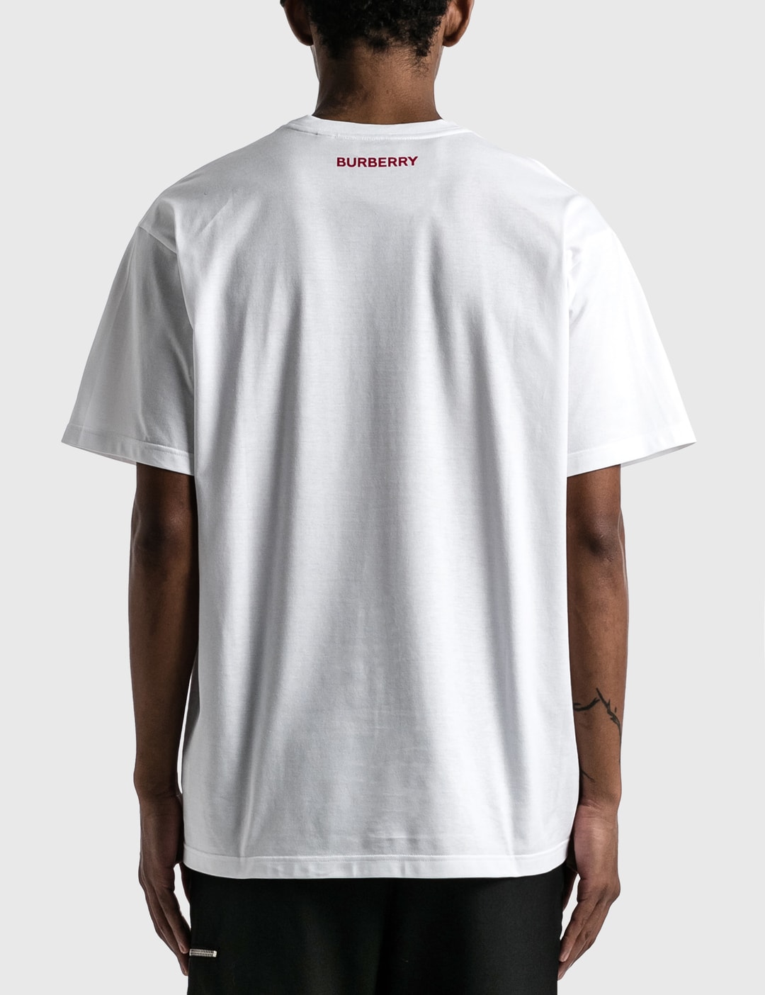 Burberry Monster T Shirt Hbx Globally Curated Fashion And Lifestyle By Hypebeast Burberry Monster T Shirt Hbx Globally Curated Fashion And Lifestyle By Hypebeast