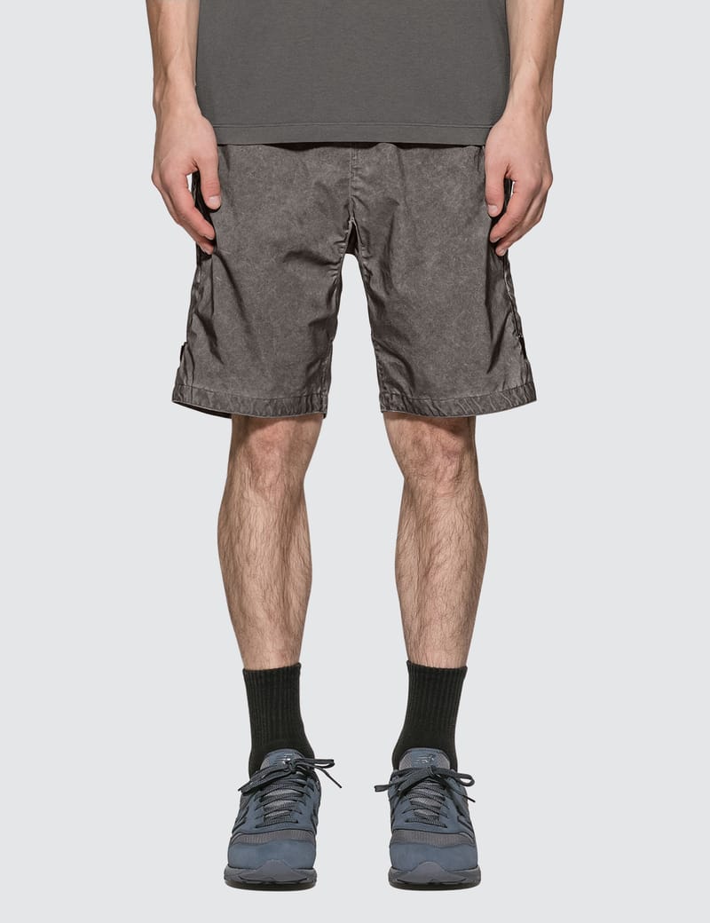 stone island plated reflective shorts