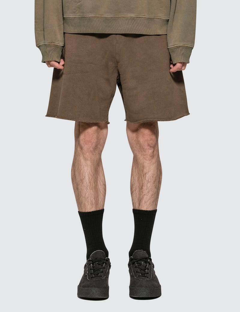 yeezy shorts men