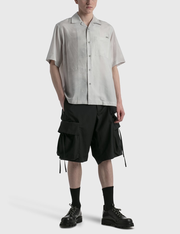 코스모스 커트 셔츠 Placeholder Image