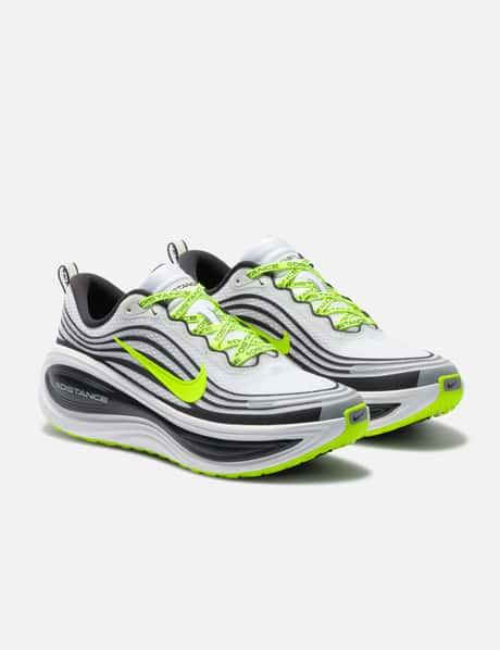 Distance X Nike Vomero Plus view 12