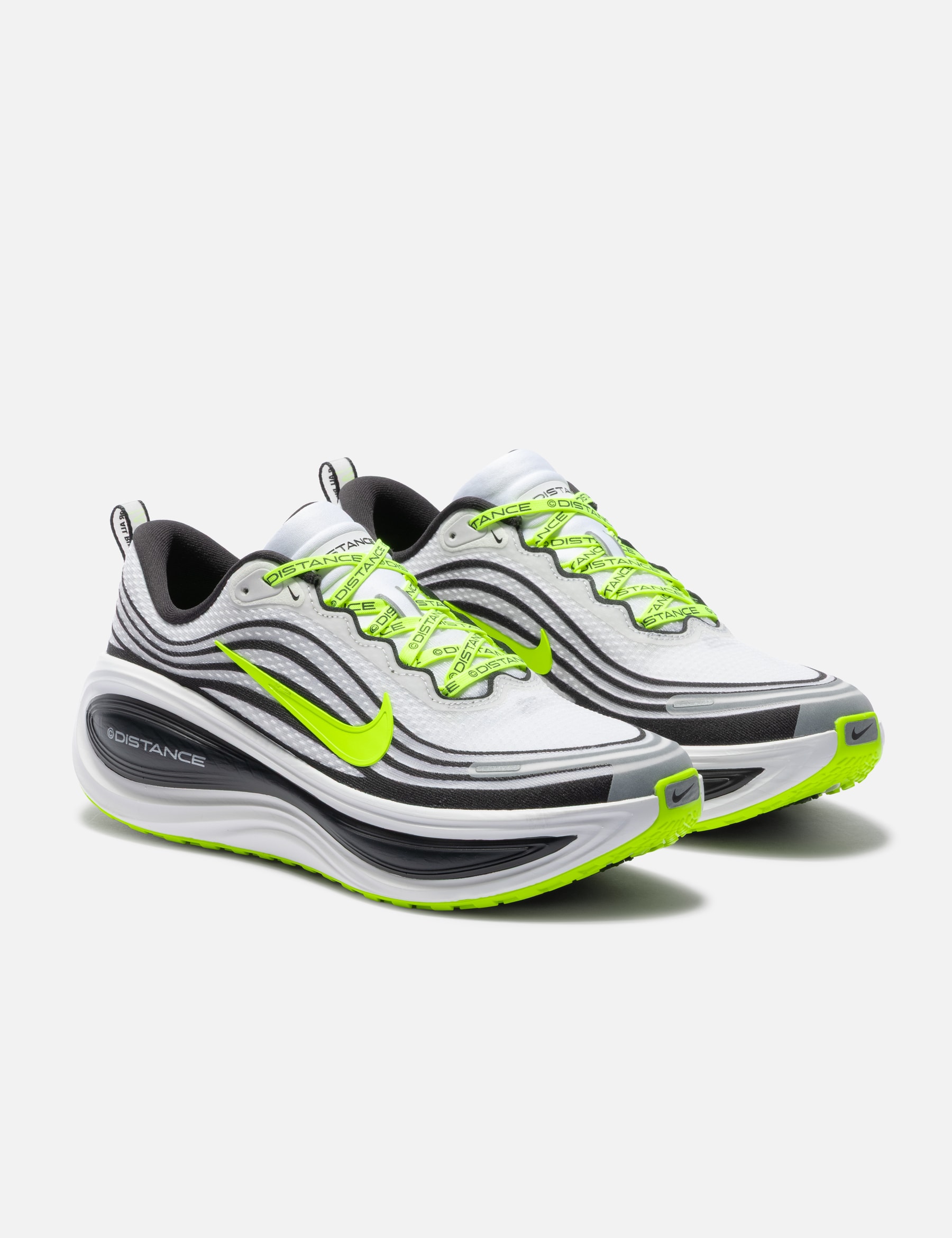 Distance X Nike Vomero Plus view 19