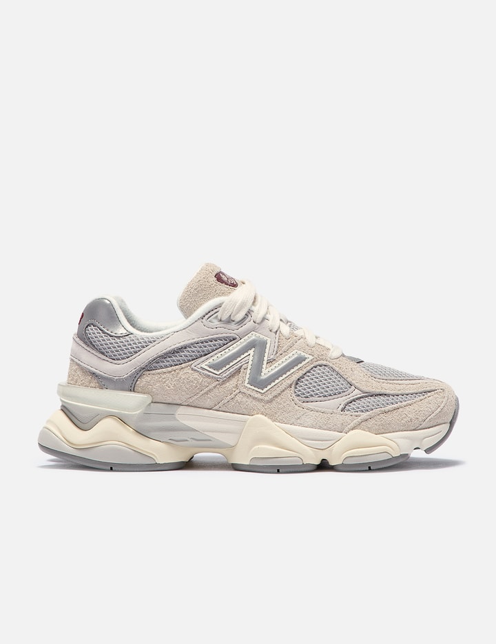 New Balance Unisex 9060 In Grey/red