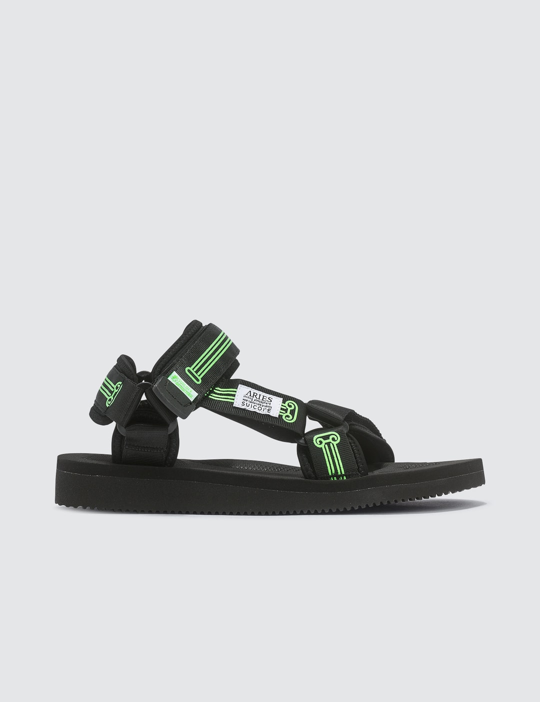 Suicoke - Aries X Suicoke DEPA-CABARI-A Sandals | HBX - ハイプ 