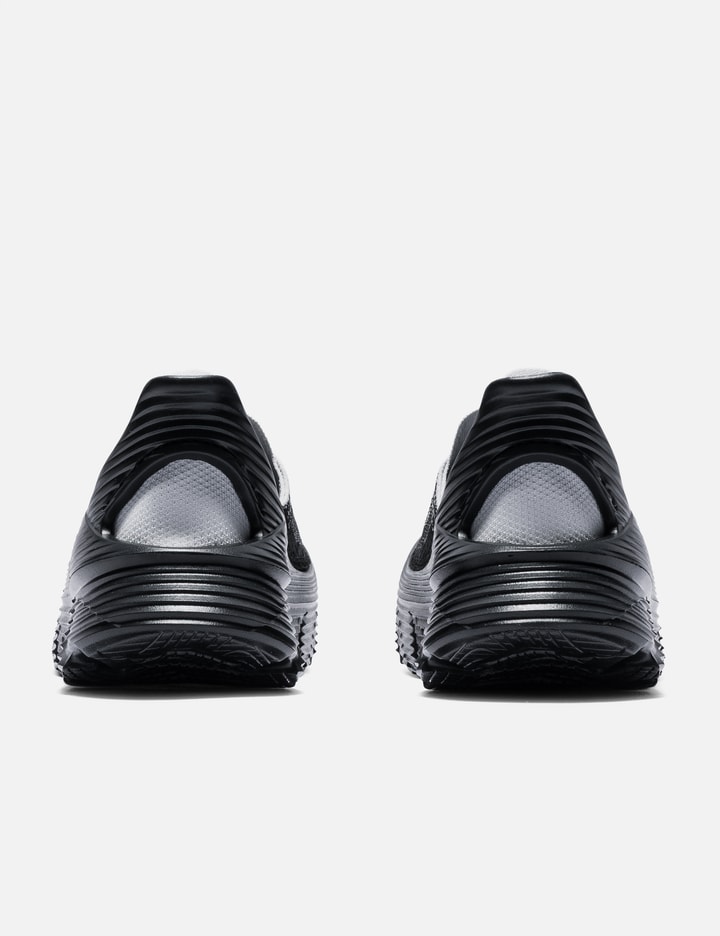 HOKA Restore TC