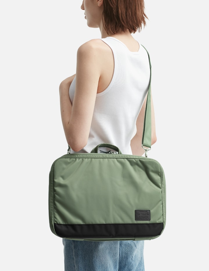 Trvr Staple Travel Commute Brief