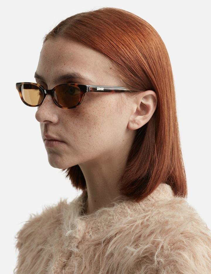 Dmy Studios Romi Sunglasses In Black