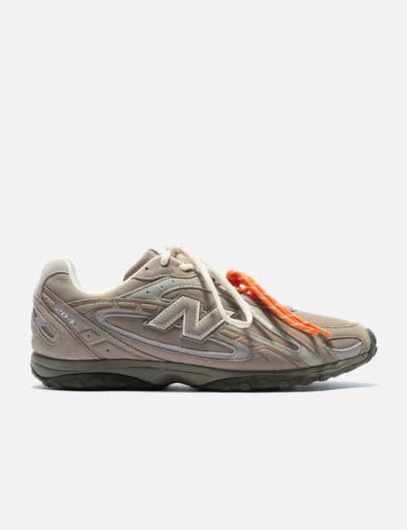 New Balance 204L